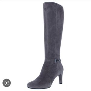 Bandolino grey suede heeled boots